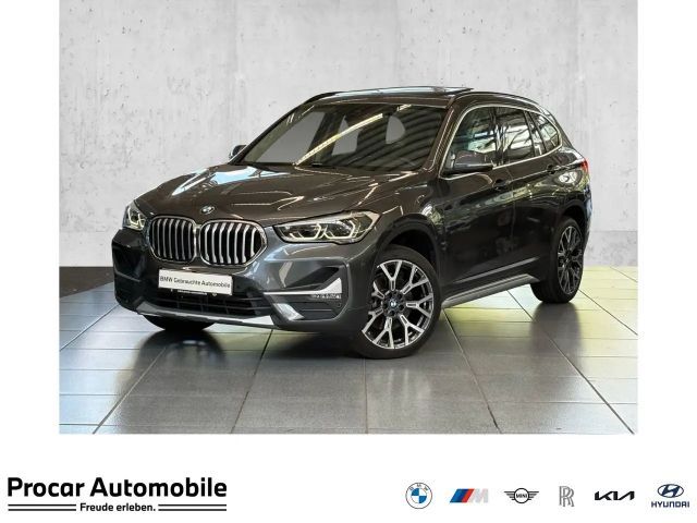 BMW X1 xDrive20d xLineDA PA RFK Pano AdapLED AHK 19" LMR 2021 Diesel
