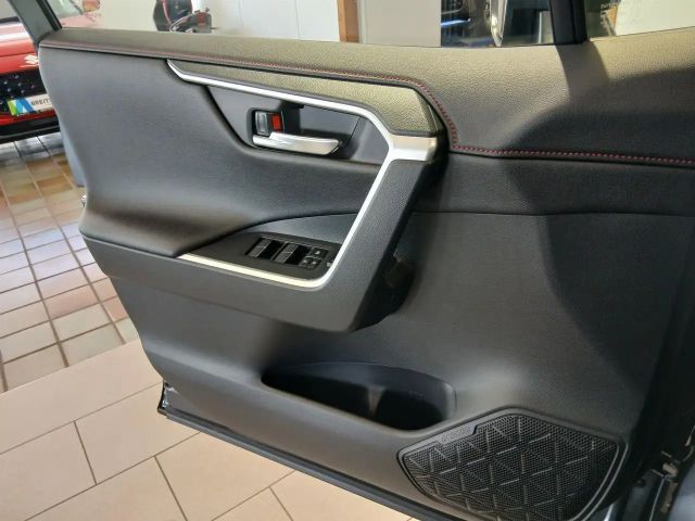 Suzuki Across