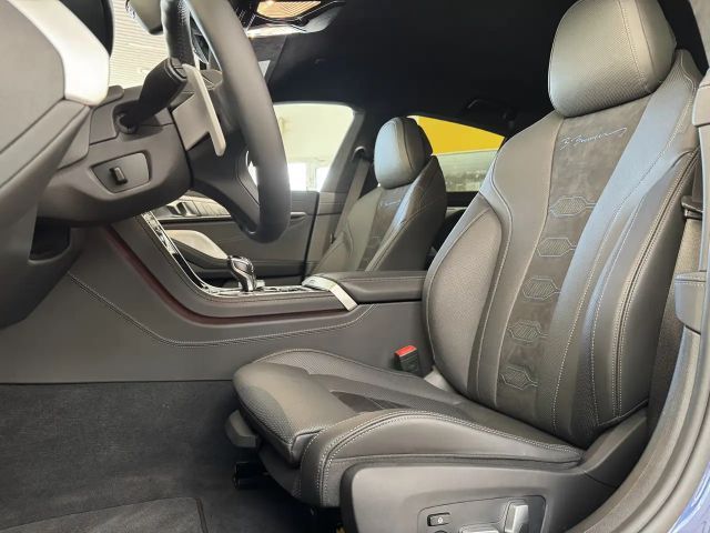 Alpina B8