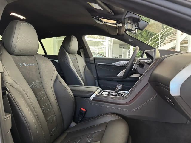 Alpina B8