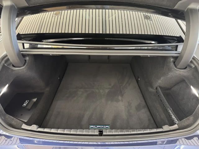 Alpina B8