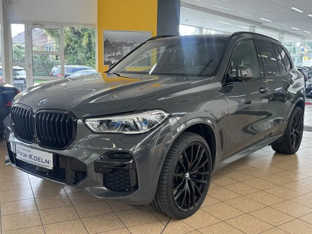 BMW X5 M50 i*PANO*HARMAN-KARDON*SiTZHZG 4x 2021 Benzine