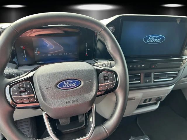 Ford Tourneo
