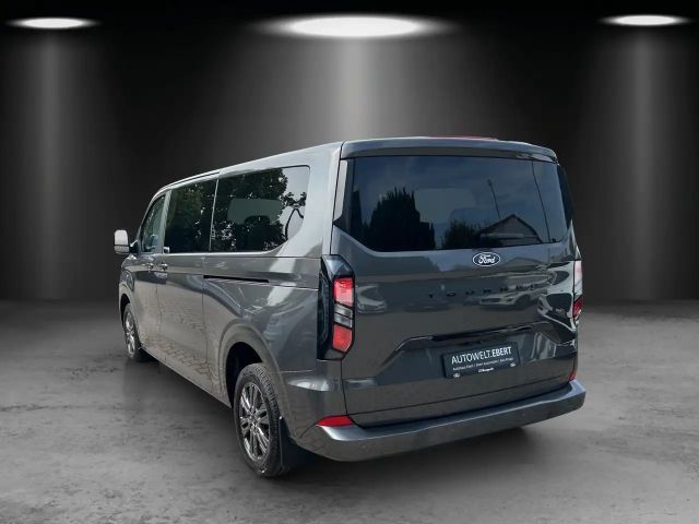 Ford Tourneo