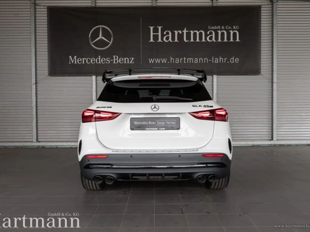 Mercedes-Benz GLA 45 AMG