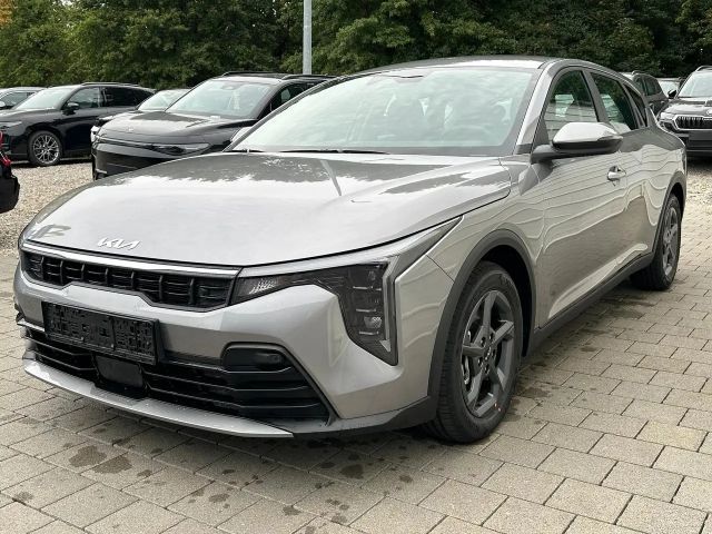 Kia K4