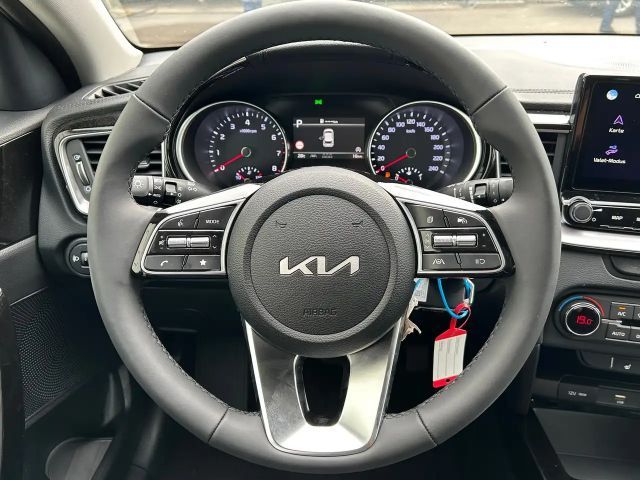Kia Ceed / cee'd