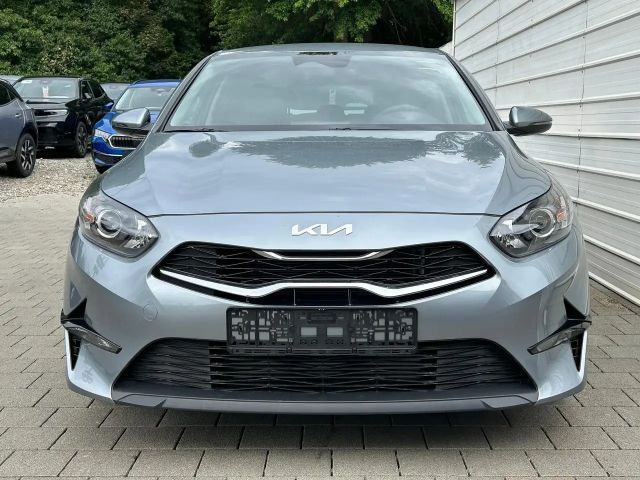 Kia Ceed / cee'd