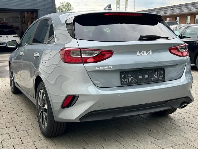 Kia Ceed / cee'd