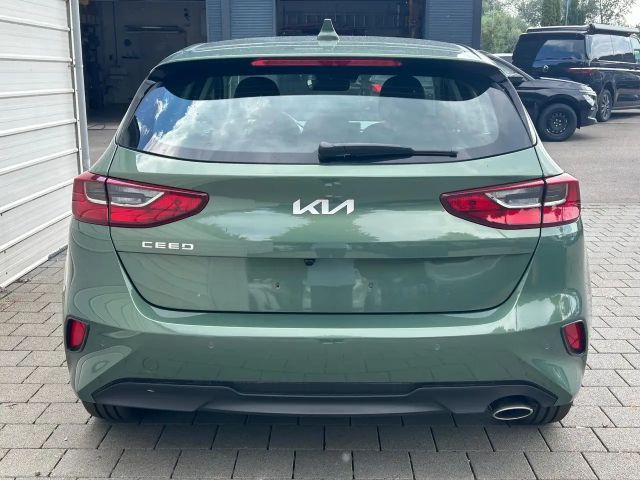 Kia Ceed / cee'd