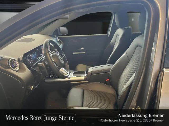 Mercedes-Benz GLA 220