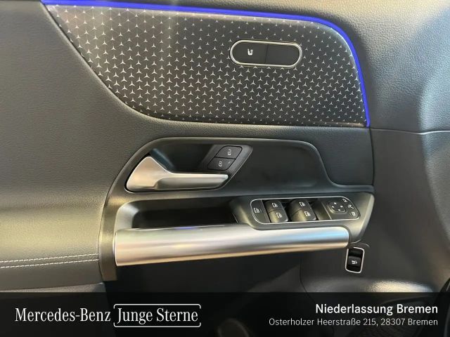Mercedes-Benz GLA 220