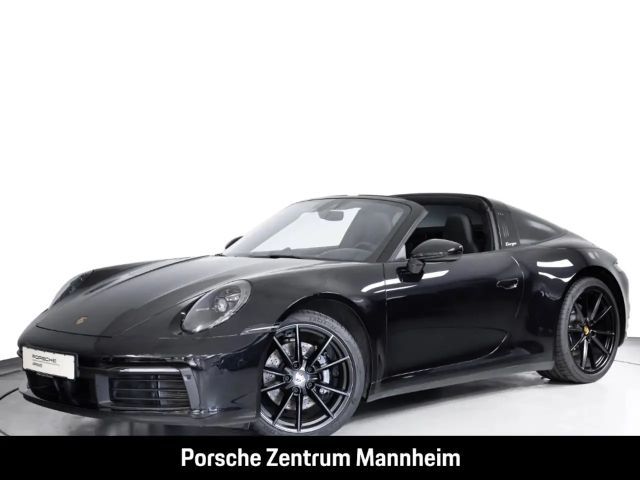 Porsche 992 Targa 4S Sportabgas Chrono Lift Matrix 18-Wege 2021 Benzine