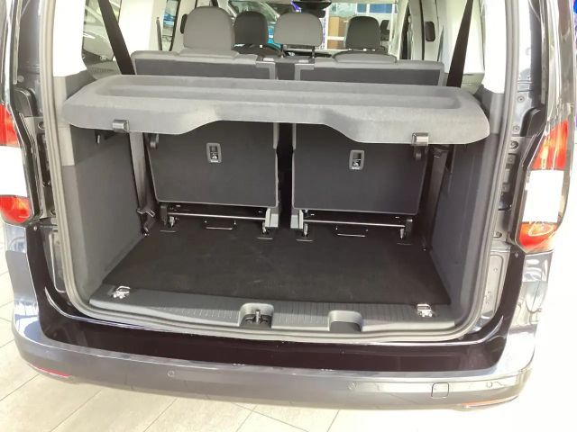 Ford Grand Tourneo