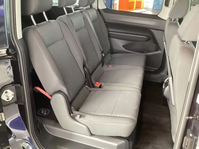 Ford Grand Tourneo