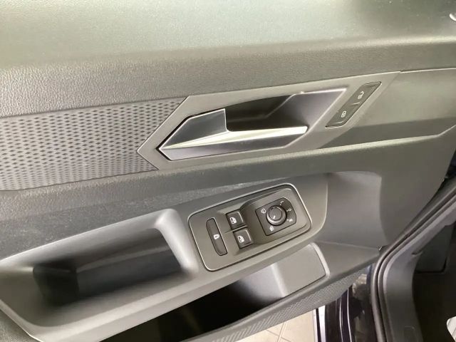 Ford Grand Tourneo