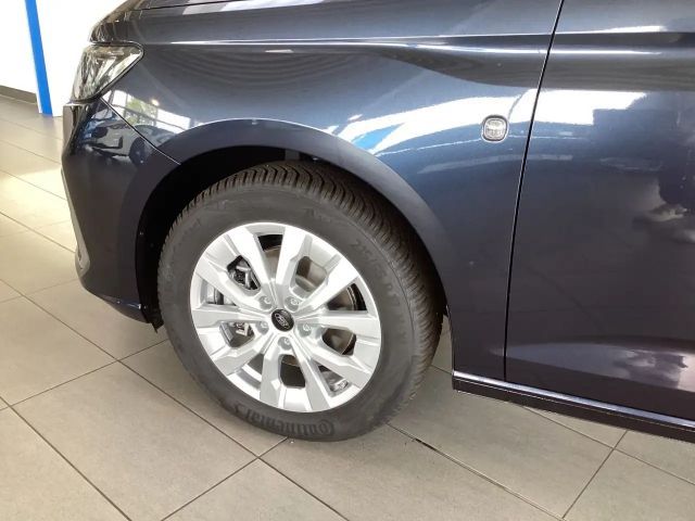 Ford Grand Tourneo