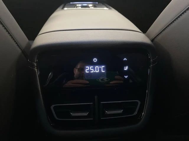 Mazda 6e