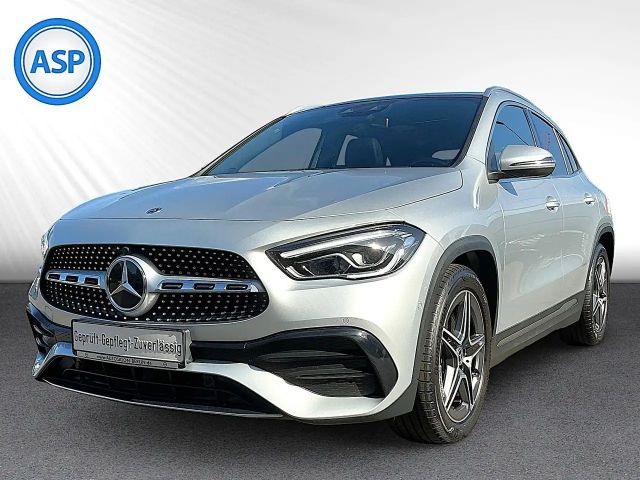 Mercedes-Benz GLA 250 AUT 4x4 AMG LED PAN BURMEST Apple&Andro 2021 Benzine