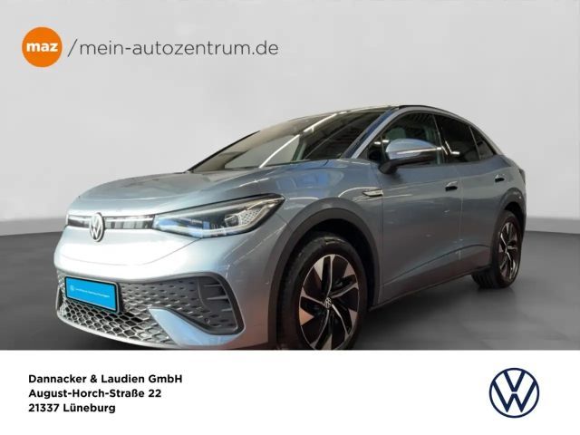 Volkswagen ID.5 Pro Performance 82 kWh Alu Matrix-LED AHK Pano Kam 2024 Elektrisch