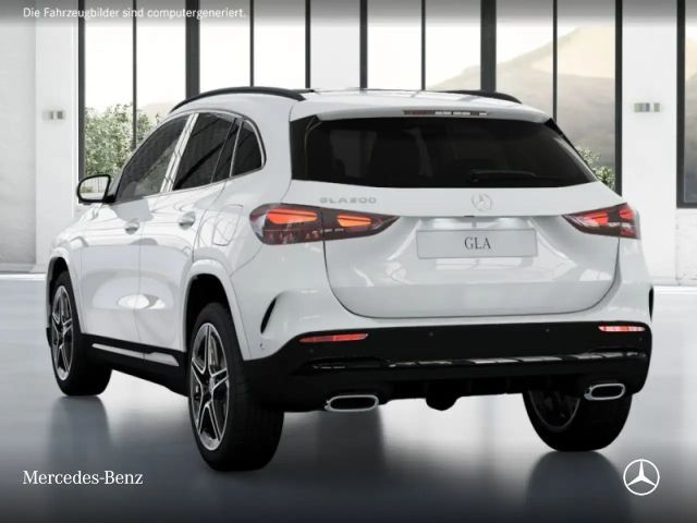 Mercedes-Benz GLA 200