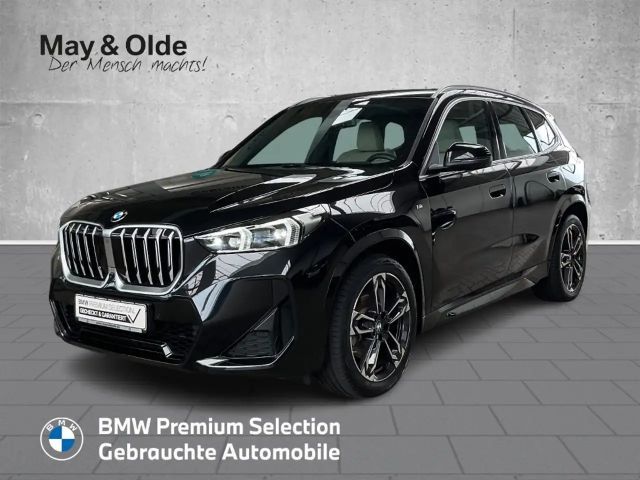 BMW X1 Drive20i M Sportpaket T-Leder HUD Pano Navi Digi-C 2023 Benzine