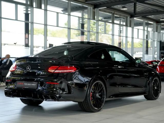 Mercedes-Benz C 63 AMG