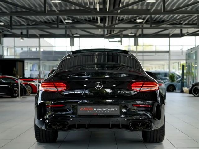 Mercedes-Benz C 63 AMG