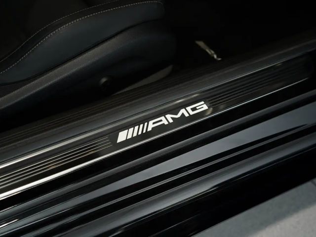 Mercedes-Benz C 63 AMG