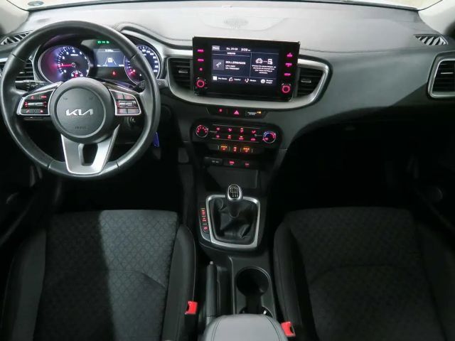 Kia Ceed / cee'd