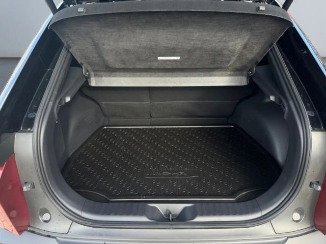 Toyota C-HR+