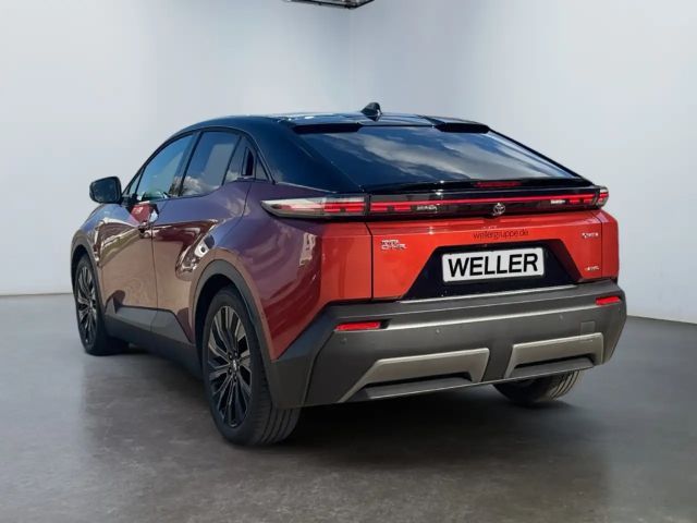 Toyota C-HR+