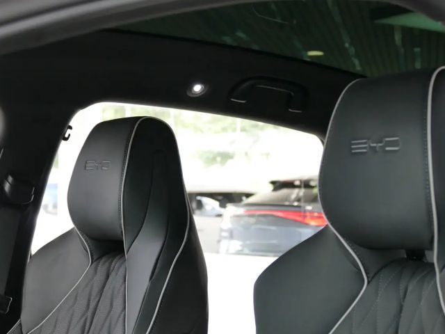 BYD Seal