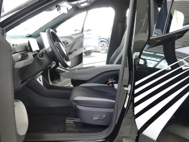 BYD Dolphin Surf