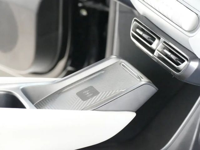 BYD Dolphin Surf