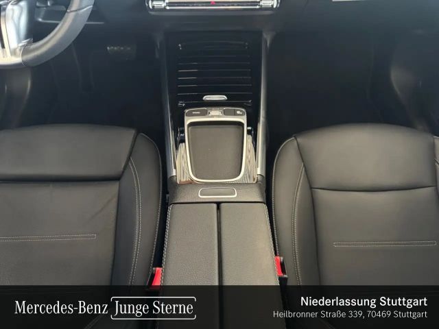 Mercedes-Benz GLA 220