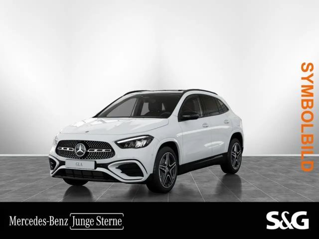 Mercedes-Benz GLA 180 AMG PANO+STANDHEIZUNG+CARPLAY+KAMERA+19" 2025 Benzine