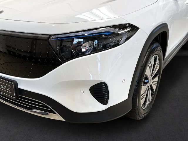 Mercedes-Benz EQB 250