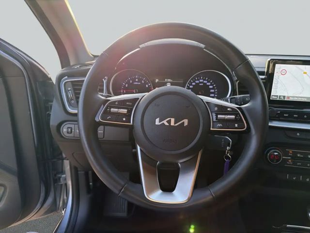 Kia Ceed / cee'd