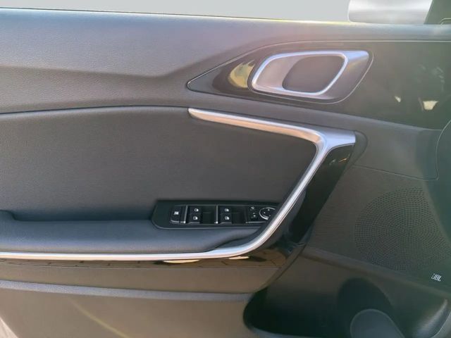 Kia Ceed / cee'd