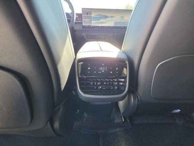 Mazda CX-6e