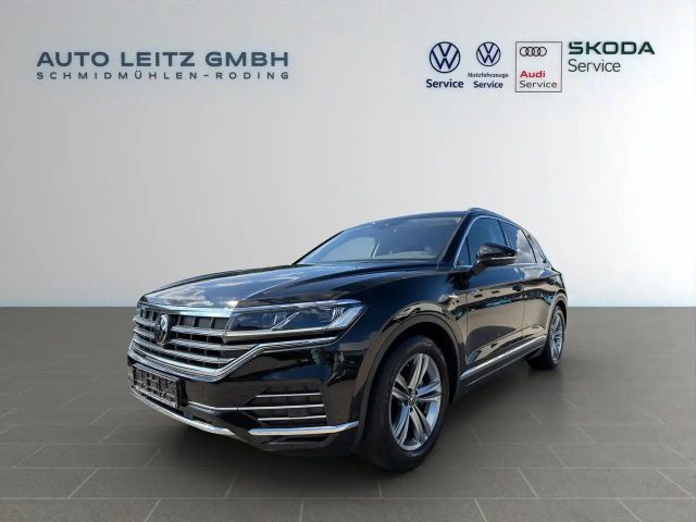 Volkswagen Touareg V6 Atmosphere AHK ACC Navi RFK 4SHZ LM19 2023 Diesel