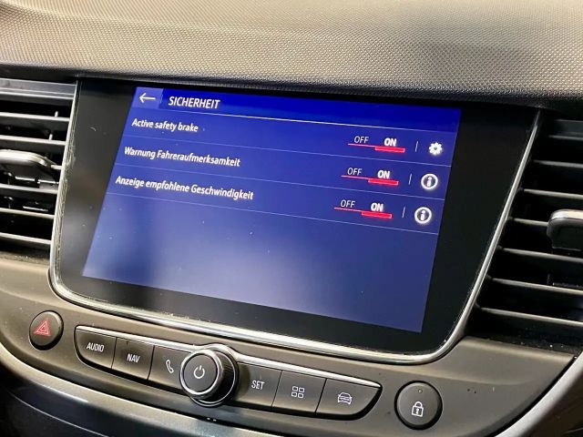 Opel Crossland X