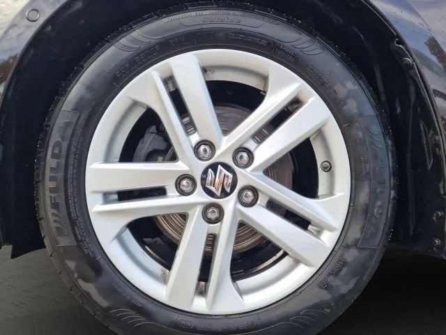 Suzuki Swace