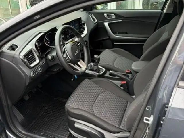Kia Ceed / cee'd