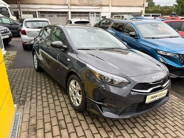 Kia Ceed / cee'd