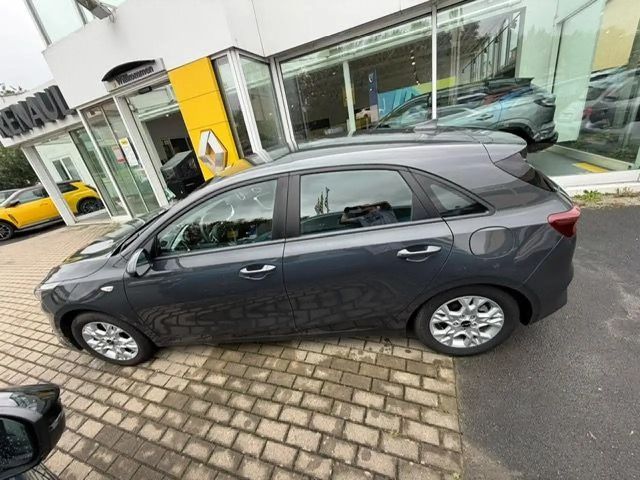 Kia Ceed / cee'd