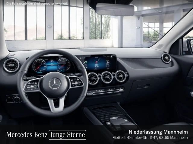 Mercedes-Benz GLA 180