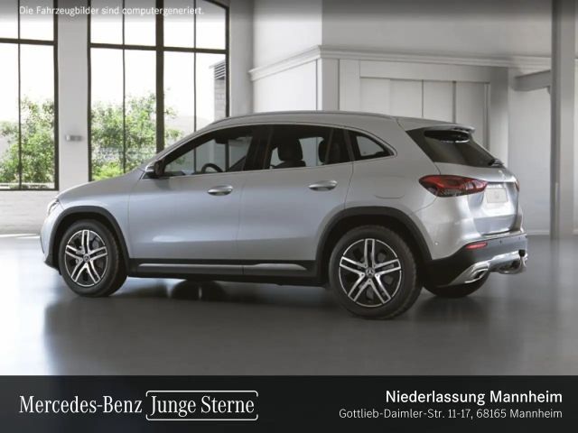 Mercedes-Benz GLA 180