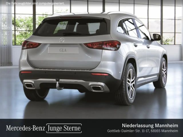 Mercedes-Benz GLA 180